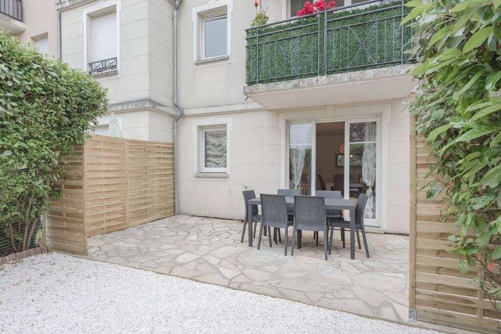 Garden Apartment Next To Disneyland Bussy-Saint-Georges Exterior photo